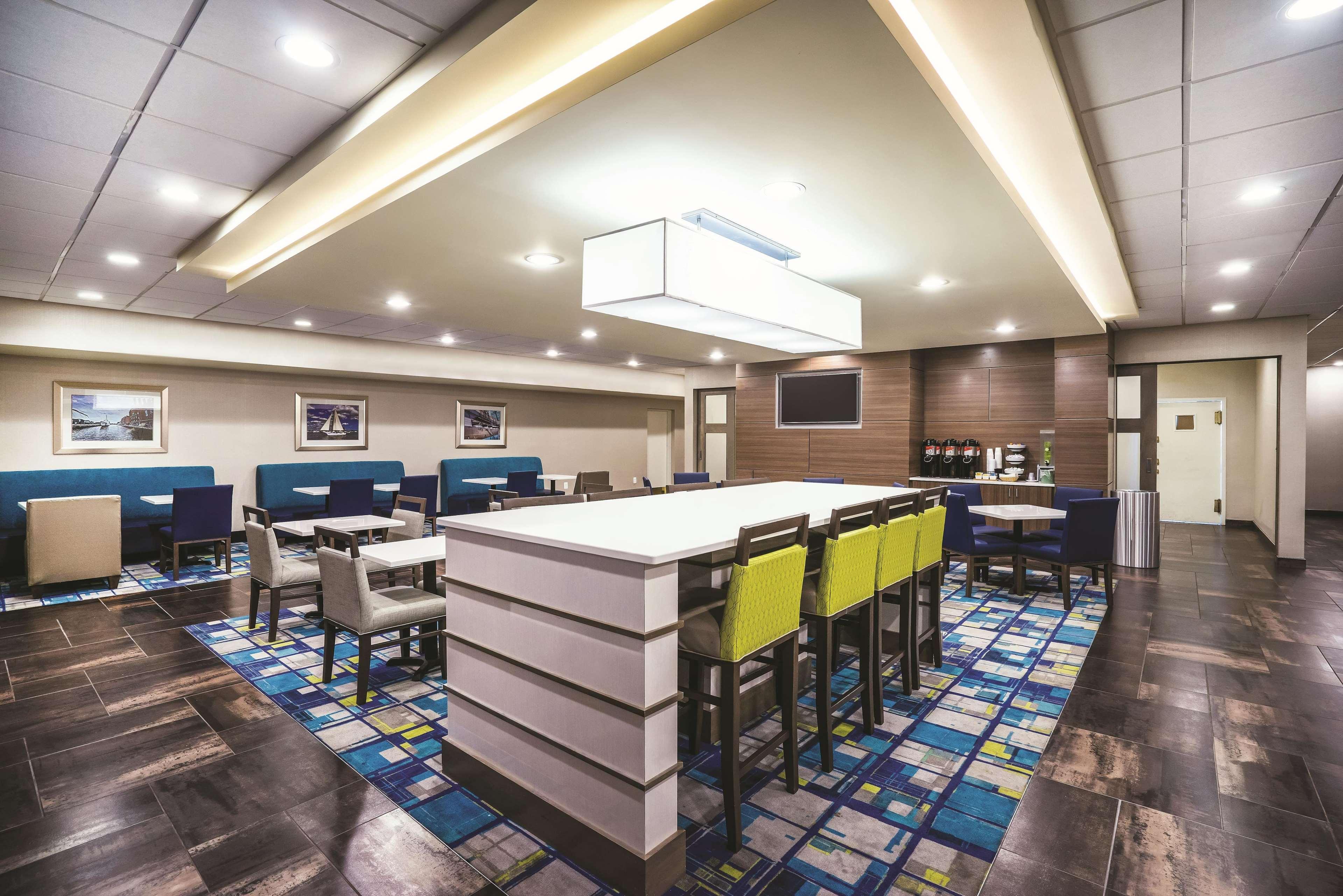 La Quinta By Wyndham Baltimore South Глен Бърни Екстериор снимка